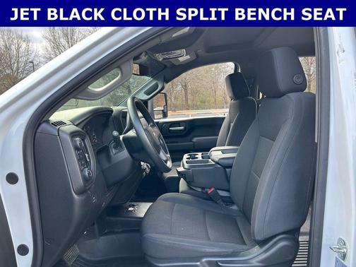 2025 Chevrolet Silverado 3500 WT