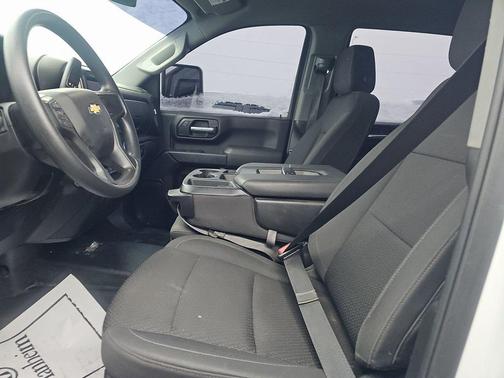 2025 Chevrolet Silverado 3500 WT