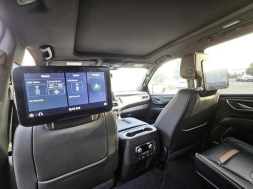 2021 GMC Yukon 4WD AT4