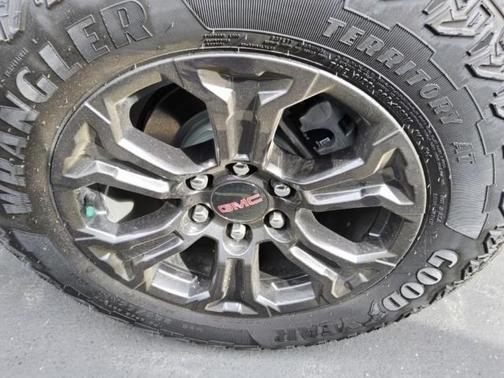 2024 GMC Canyon Elevation