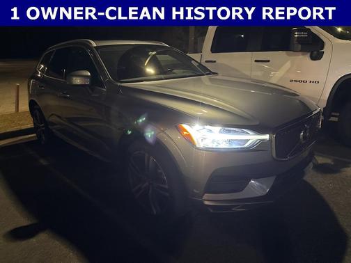 2020 Volvo XC60 T5 Momentum