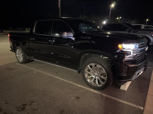 2022 Chevrolet Silverado 1500 High Country