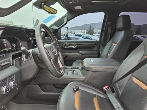 2024 GMC Sierra 2500 AT4