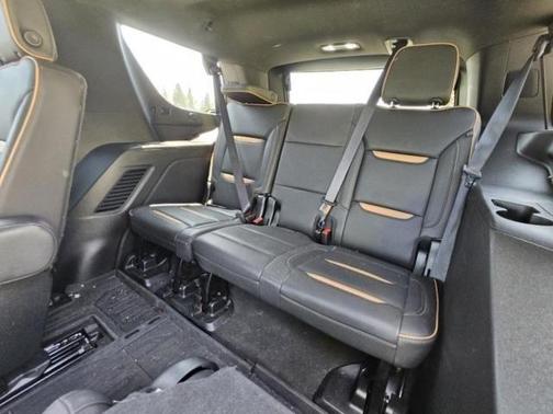 2023 GMC Yukon 4WD AT4