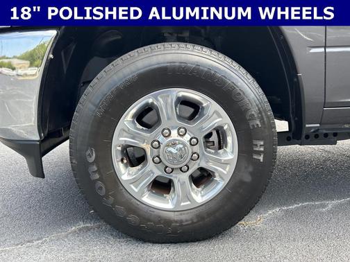 2020 RAM 2500 Big Horn Crew Cab 4X4 6'4' Box