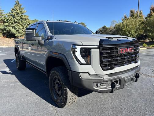 2025 GMC Sierra 2500 AT4