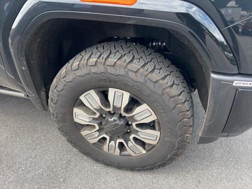 2025 GMC Sierra 2500 Denali