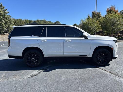 2024 Cadillac Escalade Sport