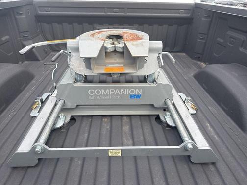 Summit White 2025 GMC Sierra 2500 AT4X