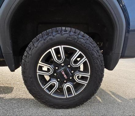 2022 GMC Sierra 2500 AT4