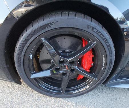 2025 Chevrolet Corvette E-Ray RWD Coupe 3LZ