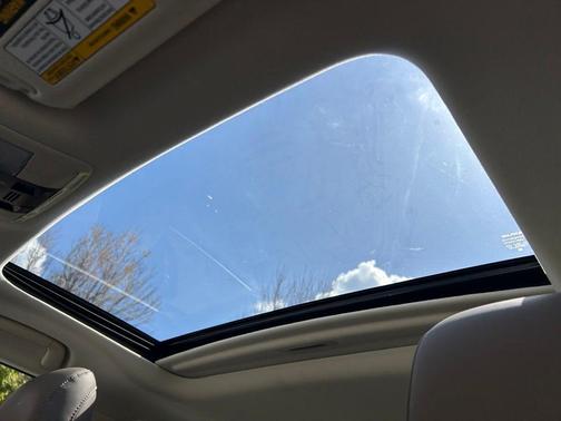 Starfire Pearl 2022 Lexus GX 460 Premium