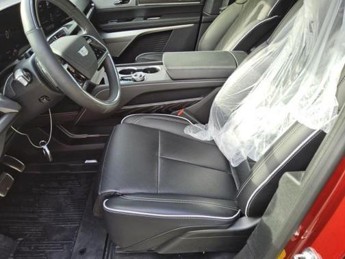 Radiant Red Tintcoat 2026 Cadillac VISTIQ Platinum