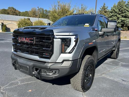 2024 GMC Sierra 2500 AT4