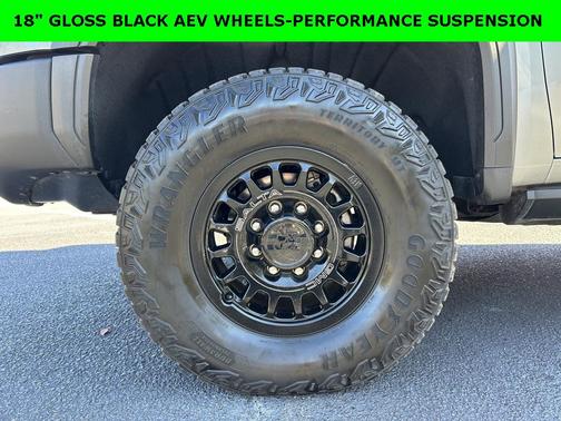 2024 GMC Sierra 2500 AT4