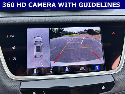2024 Cadillac XT5 Sport