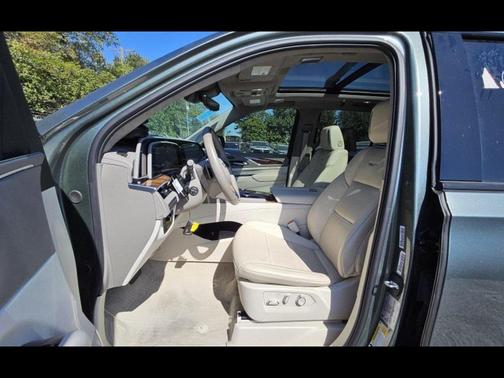 2024 Cadillac Escalade Sport Platinum