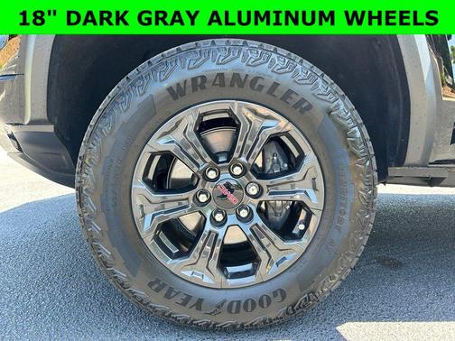 Onyx Black 2024 GMC Canyon Elevation
