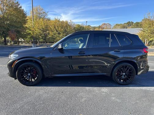 2023 BMW X5 sDrive40i