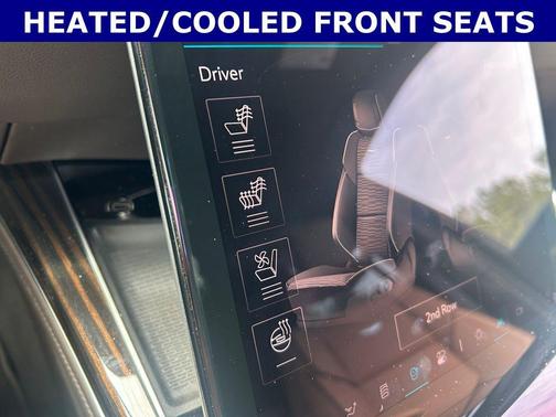 2025 Cadillac Escalade ESV Premium Luxury