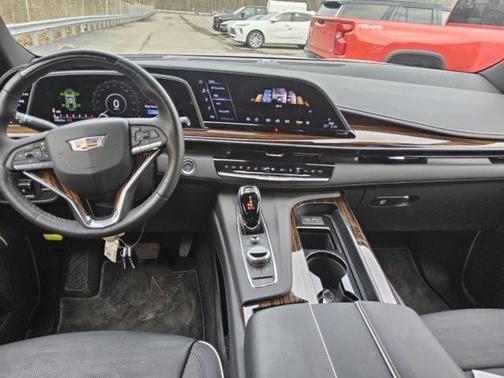 2024 Cadillac Escalade ESV Premium Luxury