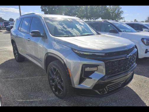 2025 Chevrolet Traverse RS