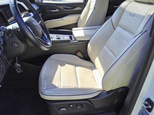 2022 Cadillac Escalade ESV Sport