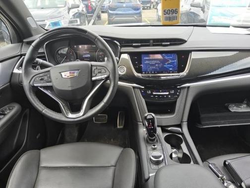 2024 Cadillac XT6 Sport AWD