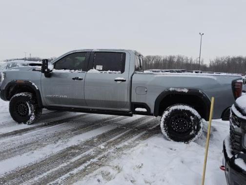 2024 GMC Sierra 2500 AT4X