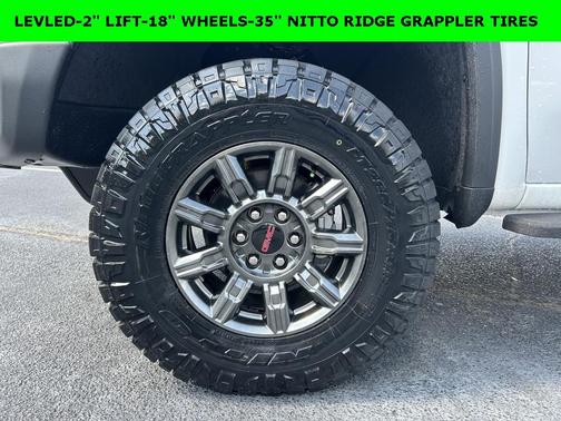 2025 GMC Sierra 1500 AT4X