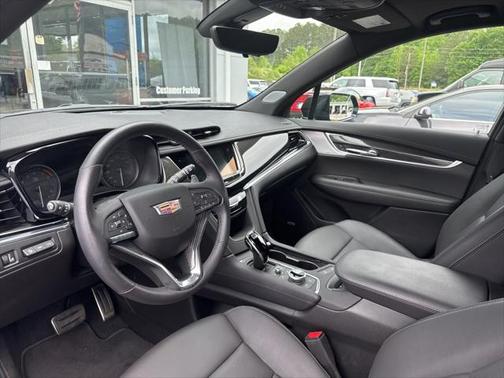 2024 Cadillac XT6 Sport AWD
