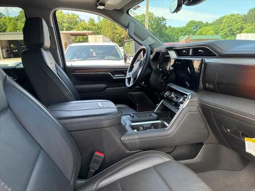 2024 GMC Sierra 2500 Denali