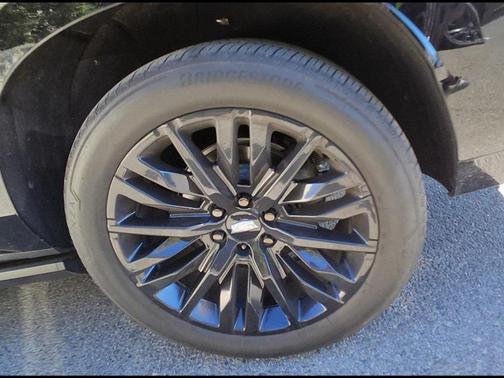 2022 Cadillac Escalade ESV Sport