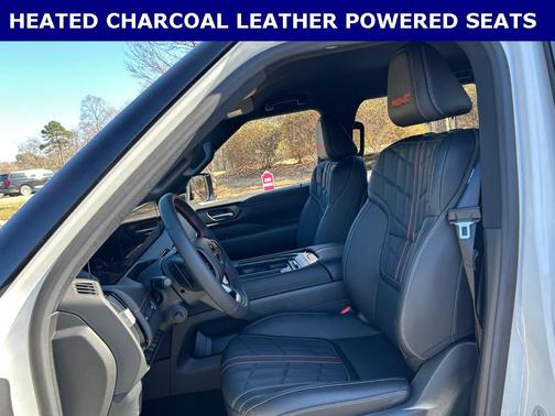 2025 Nissan Armada PRO-4X 4WD