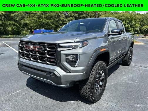 2025 GMC Canyon Base