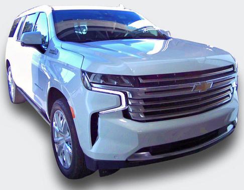 Iridescent Pearl Tricoat 2021 Chevrolet Suburban 4WD High Country