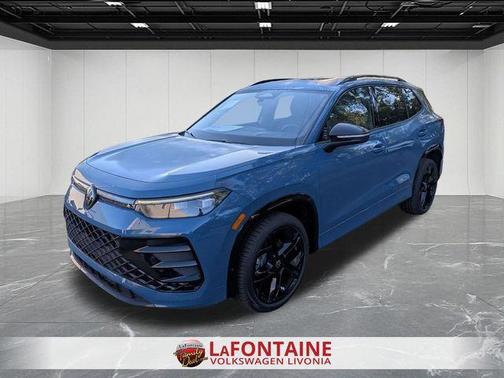 2025 Volkswagen Tiguan 2.0T SE R-Line Black