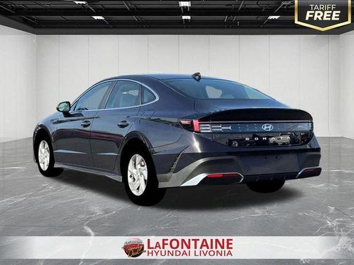 2025 Hyundai SONATA SE