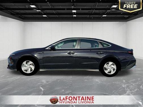 2025 Hyundai SONATA SE