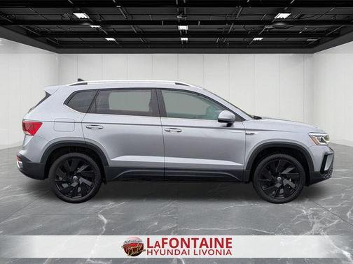 2024 Volkswagen Taos 1.5T SEL