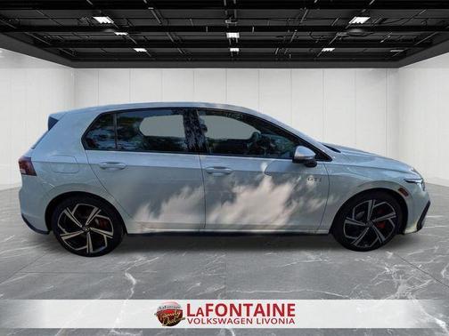 2025 Volkswagen Golf GTI 2.0T SE