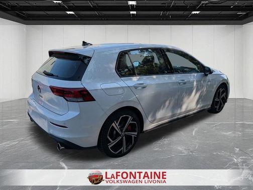 2025 Volkswagen Golf GTI 2.0T SE