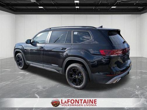 2025 Volkswagen Atlas 2.0T Peak Edition