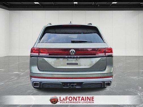 2025 Volkswagen Atlas 2.0T Peak Edition