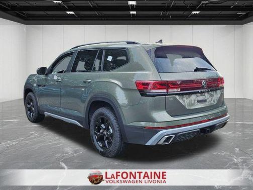 2025 Volkswagen Atlas 2.0T Peak Edition