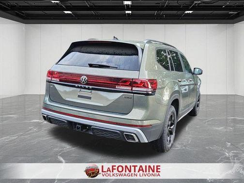 2025 Volkswagen Atlas 2.0T Peak Edition