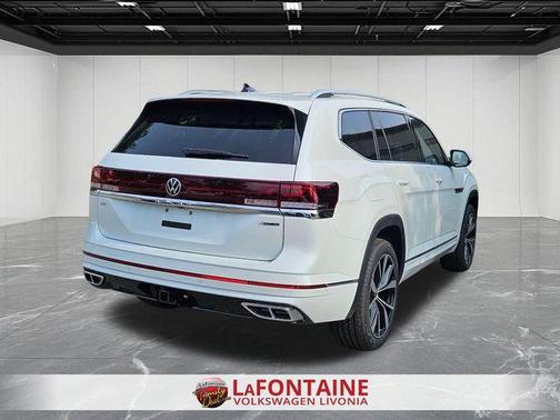 2025 Volkswagen Atlas 2.0T SEL Premium R-Line