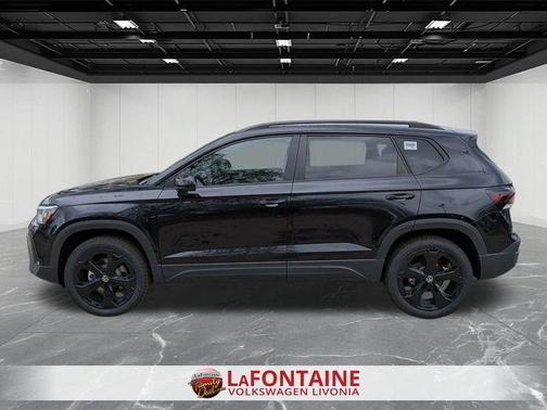 2025 Volkswagen Taos 1.5T SE Black