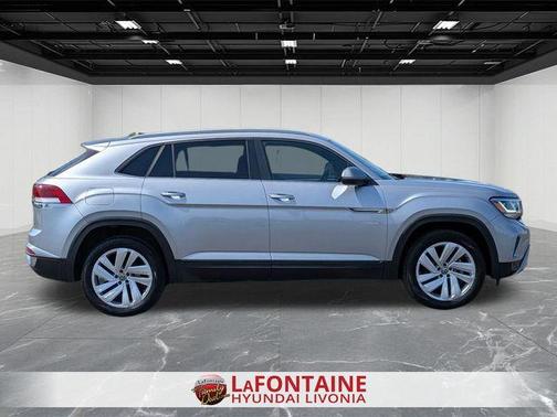 2022 Volkswagen Atlas Cross Sport 3.6L V6 SE w/Technology