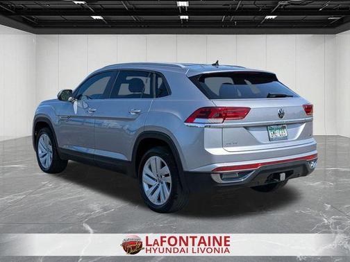 2022 Volkswagen Atlas Cross Sport 3.6L V6 SE w/Technology